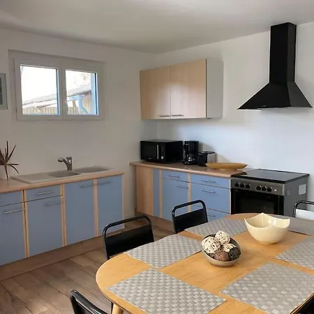 Maison Cosy Avec Petit Jardin بيت للعطل Parigné-le-Pôlin